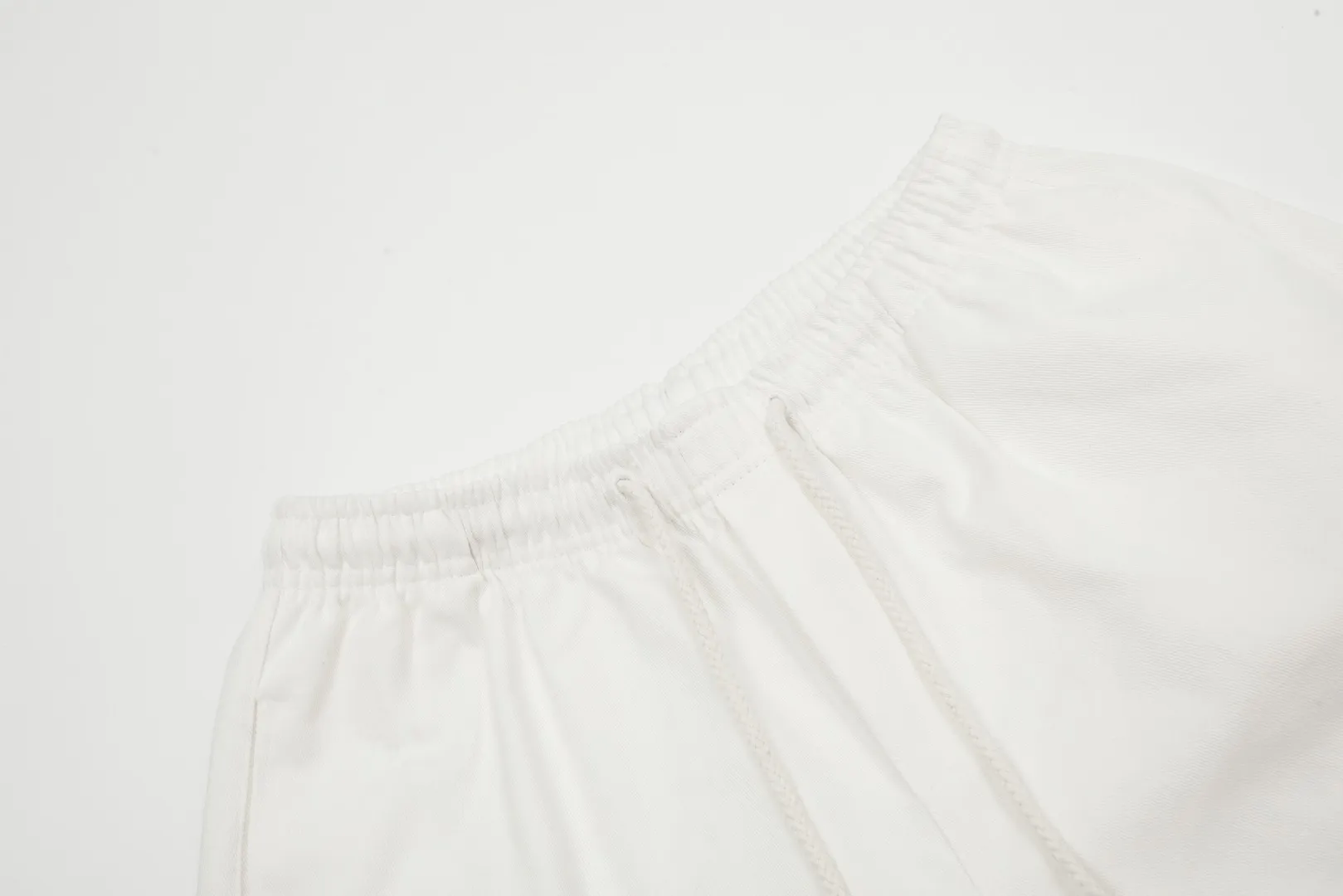 🅿️156 "Top Quality" Style No.: D001# [Ralph Lauren Paul small label war horse basic women's shorts] ✅Slim and sexy slim-fitting style for hot girls to show off the figure. Ten colorful colors. ✅Summer fresh, classic and versatile drawstring basic classic shorts. ✅Lazy style must-have item. The upper body has a fresh feeling. ✅Pure cotton twill wash, fermentation wash treatment, retro and texture. ✅Specially for platform live broadcast. Wholesale entities. Summer running style ✅Simple and easy to match, light American style, super great ✅Summer standard, small and sexy is YYDS, a must for petite girls. Color: light blue white dark green orange light green colored blue yellow pink khaki black Size: S-L #Elastic waistline can be stretched
